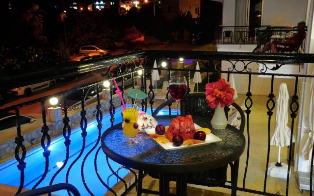 Datca Beyaz Ev Otel