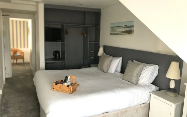 Seabreeze Restaurant With Rooms