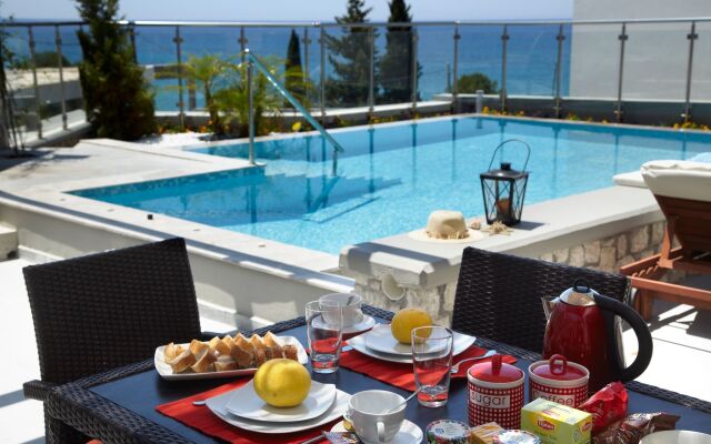Blue Dream Luxury Villas