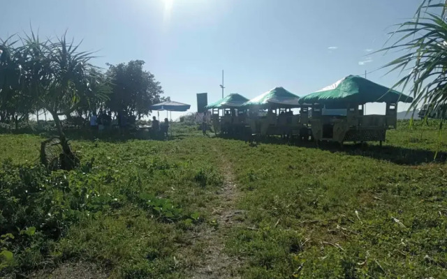 The Waves at Socorro Baler- Hotel A