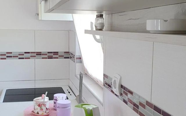 Apartment Jelena Sutvara