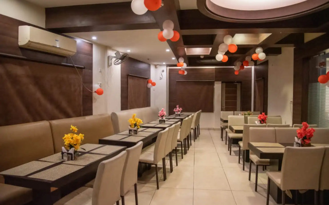 Hotel Maple Delite