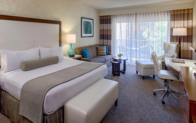 Crowne Plaza Phoenix - Chandler Golf Resort by IHG