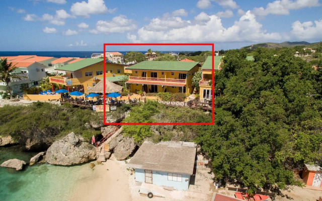 Bahia Apartments & Diving