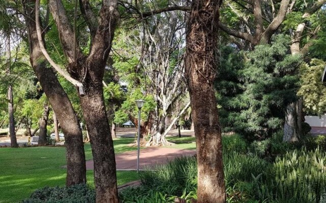 Ananda Lodge