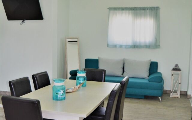 Anelia Boutique Studios & Apartments