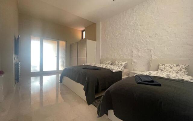 Luxury Apartments Teodora