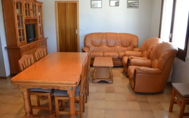 106264 - Apartment in Llança