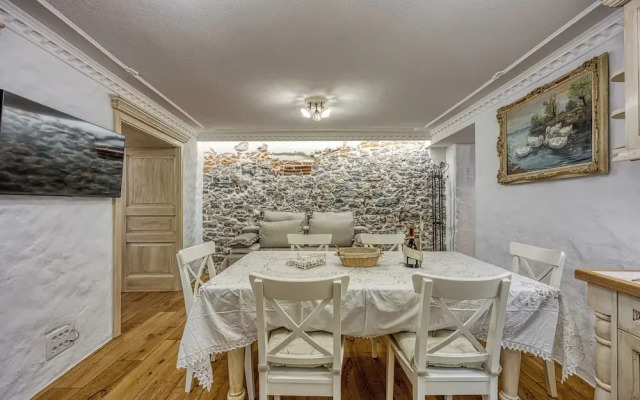 Royal Garden Suite