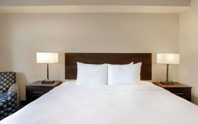 Days Inn & Suites Yorkton