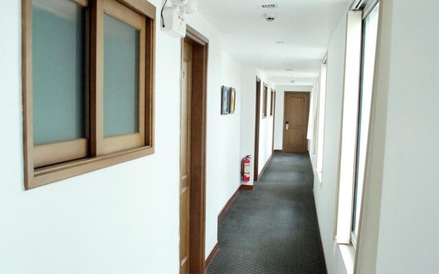 Lenid De Ho Guom Hotel