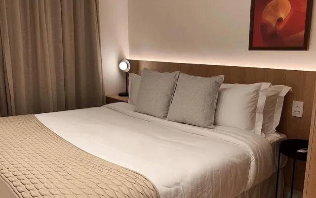 White 2880 - Pinheiros