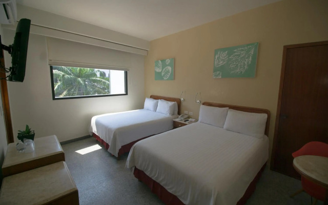 Olmeca Plaza Urban Express Hotel