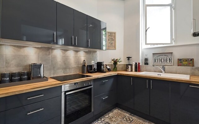 Saint Germain Bon March Chic Three Bedroom