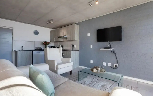 Key West 417 by CTHA