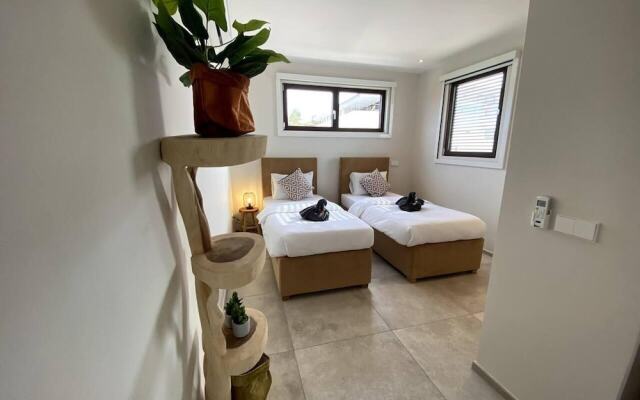 Impeccable 2-bed Apartment in Willemstad