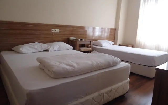 Hotel Ozkar