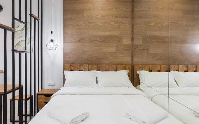 LEOGRAND Loft-studio on Tamanska 8