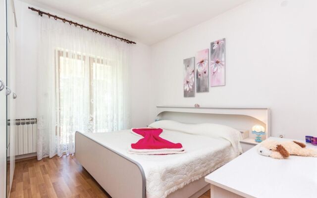 Amazing Home in Sisan With Wifi and 3 Bedrooms