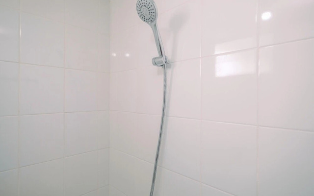 Clean and Simply Cozy 2BR Bassura City Apartment