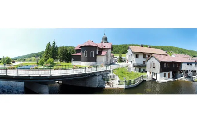 Village Vacances Odesia “Le Grépillon”