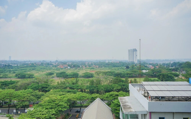 Studio Apartment with City View at Tree Park