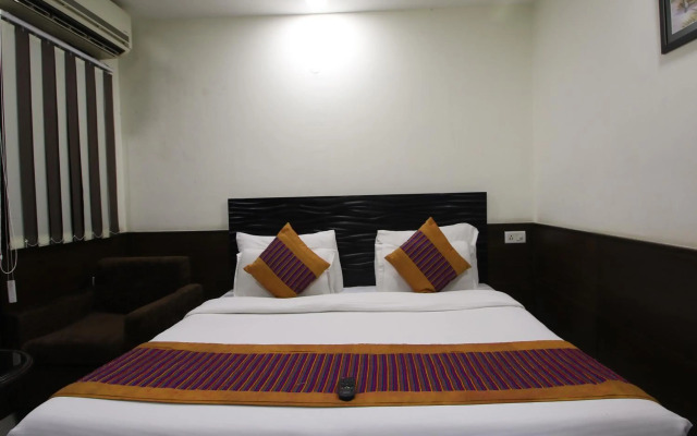 Hotel Hill Palace