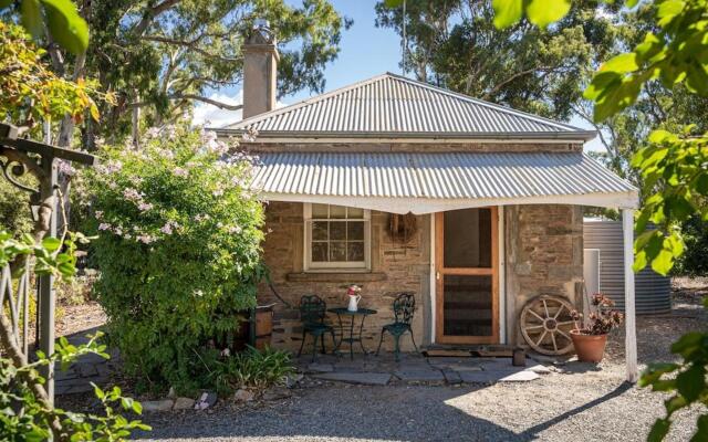 Reillys Wines Heritage Cottages