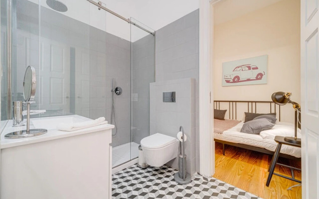 Nomad's Terrace & Spacious