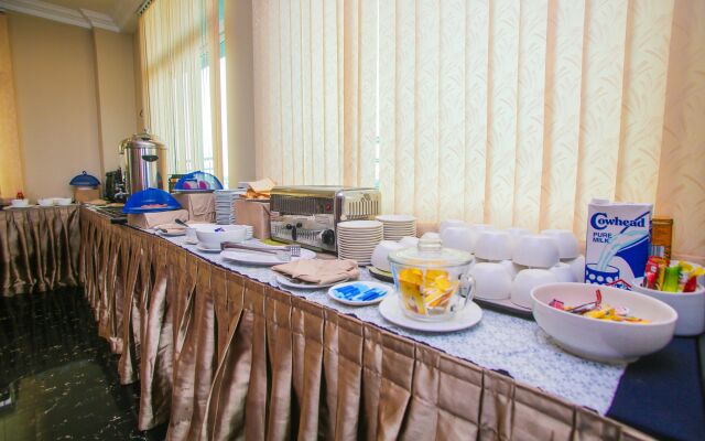 Grace Treasure Hotel