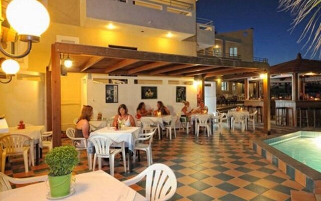 Filia Hotel Apartments