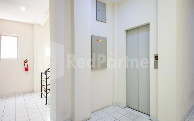 Orange Garden 47 RedPartner