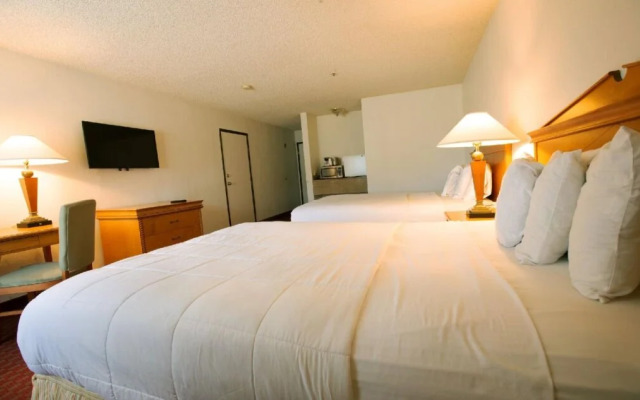 Best Western Cypress Inn & Suites