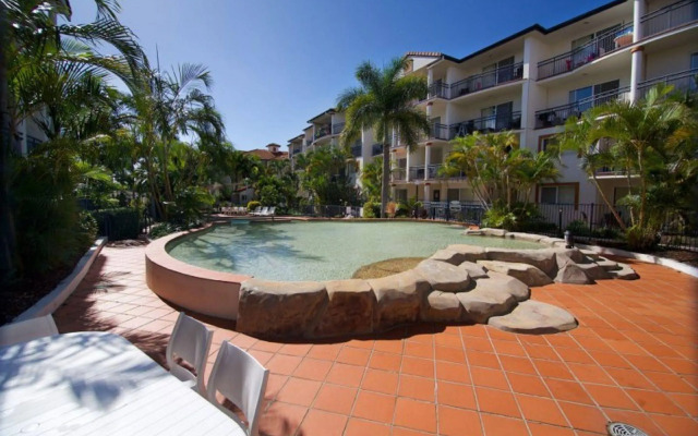 Blue Water Bay Luxury Villas