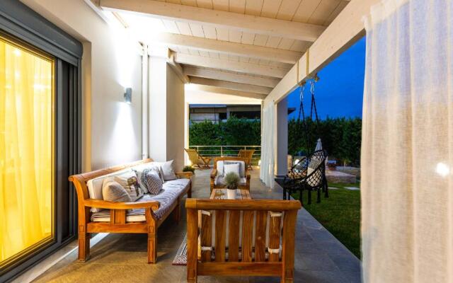 Inn Villa, impeccable location, By ThinkVilla