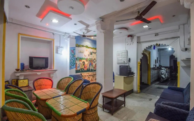 Atithi Paying Guest House by Oyo Rooms