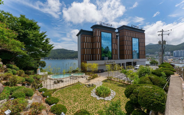 Denbasta Ryokan Hotel