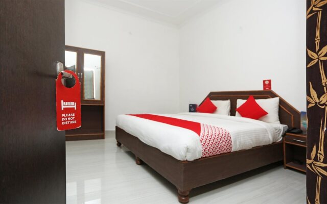 Chelsea Palace BY OYO Rooms