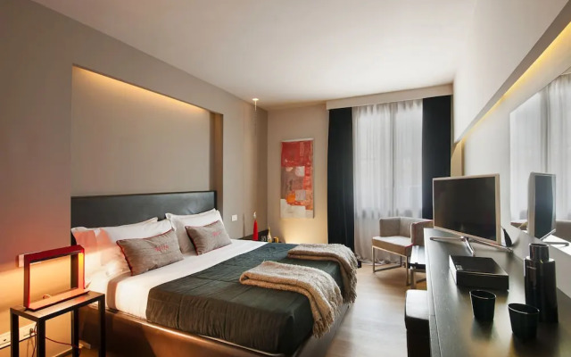 The Charming House DD724