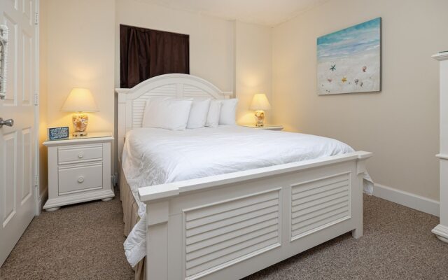 Tradewinds 105 2 Bedroom Condo