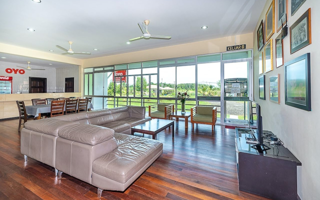 Hotel O Eagle Wood Garden – Lobby – Papar