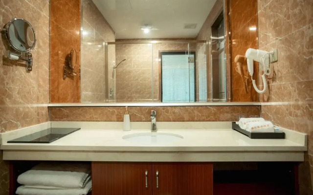 Qiandaohu Yayue Lake View Hotel