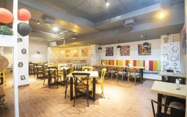 OYO 16340 Yellow Hotels