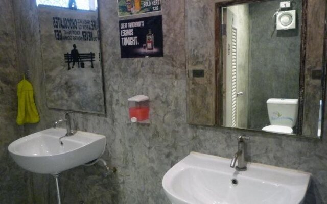 Noom Guesthouse