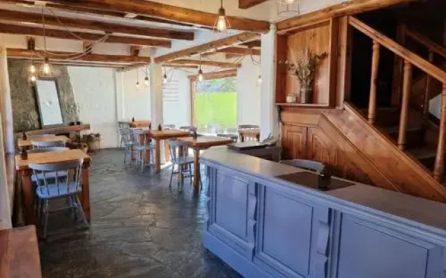 Hosteria Las Lucarnas