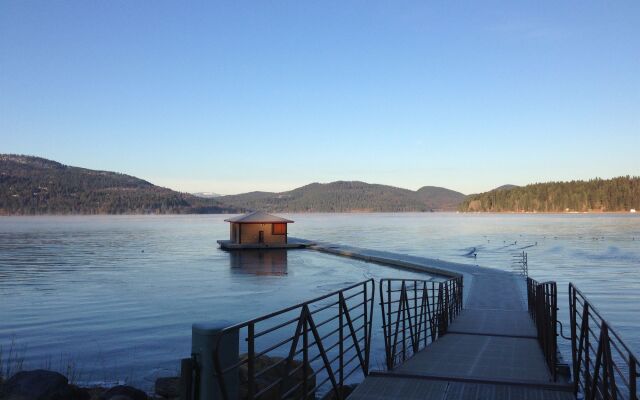 Lodge at Whitefish Lake