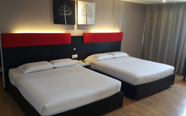 Red Rock Hotel – Guest Rooms – George Town