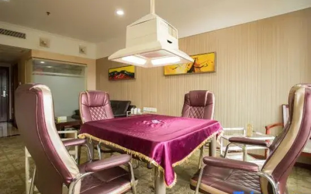 Zhahai Crowne Holiday Hotel