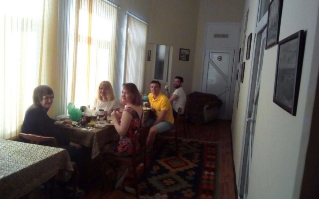 Hostel 124