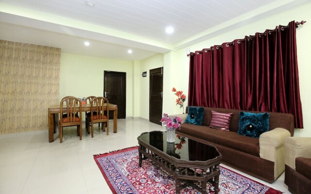 OYO 10407 Home Modern 3BHK Sanjauli Market